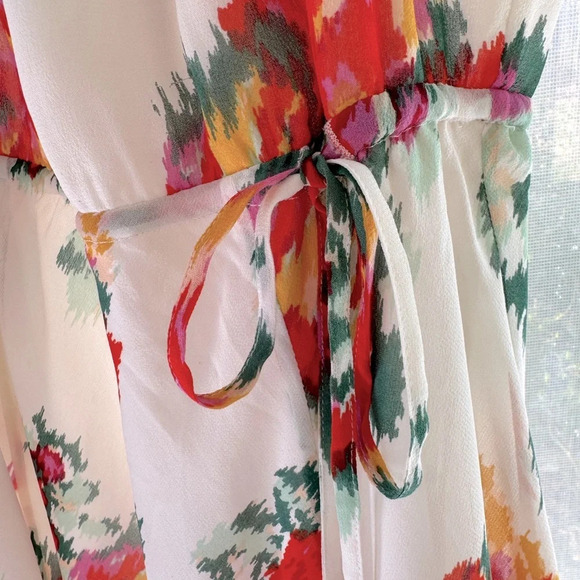 Joie 100% Silk spaghetti strap, halter neckline short dress size small. Flirty. - Picture 9 of 13